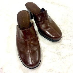 Clarks brown leather mules size 6 1/2M
